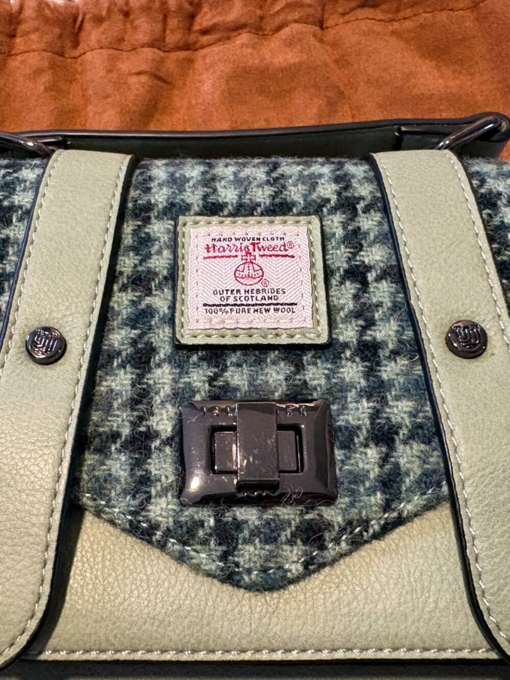 Harris Tweed Light Green and Tweed Islander Mini Purse - Picture 3 of 5